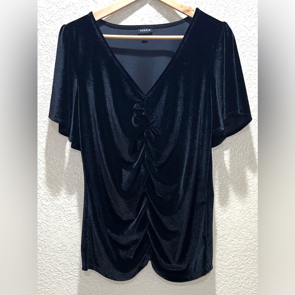 torrid Black Velvet Ruched V-Neck Blouse - Picture 1 of 6